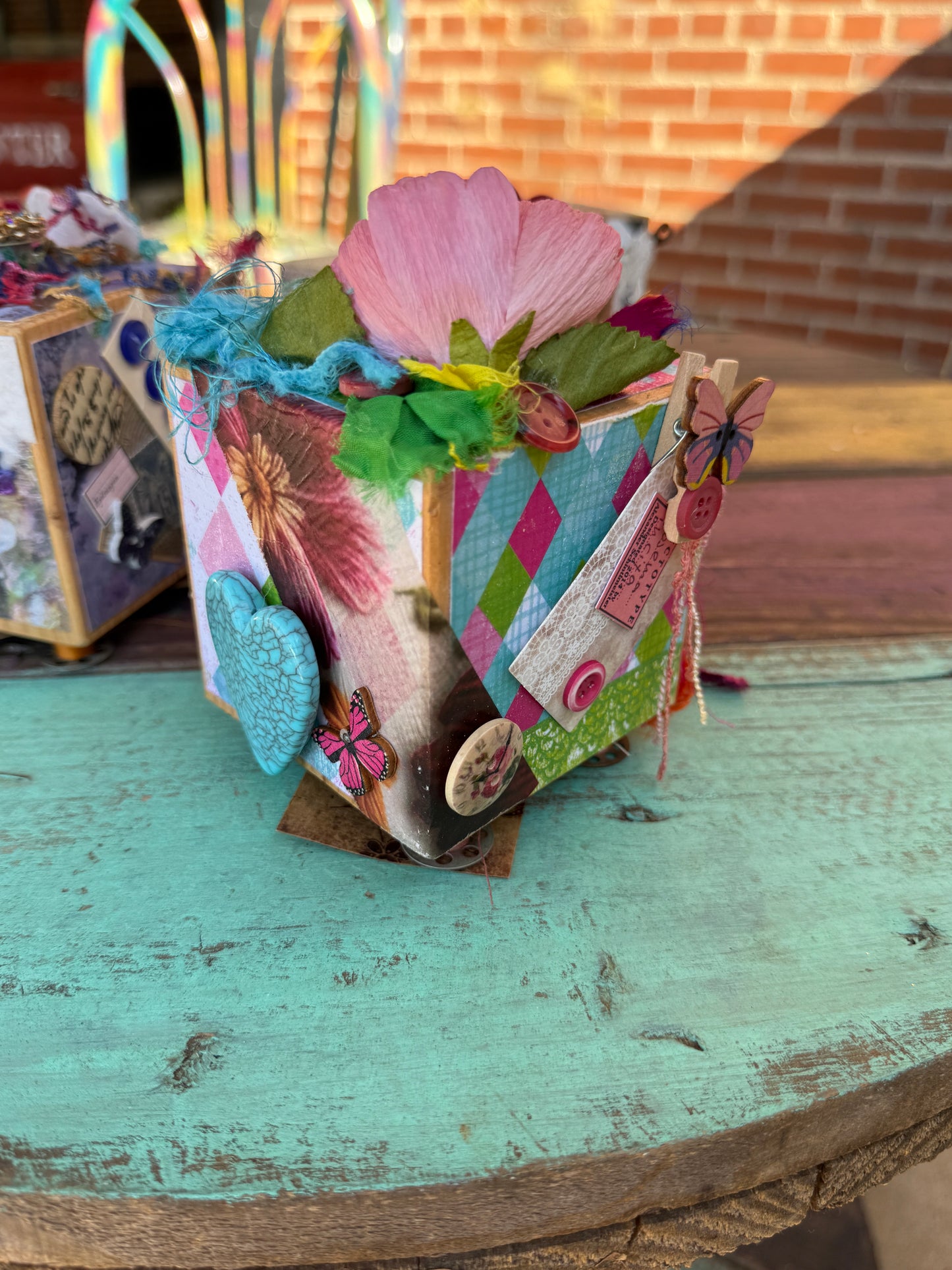 Expressions of Joy – Threaded Grace Cube