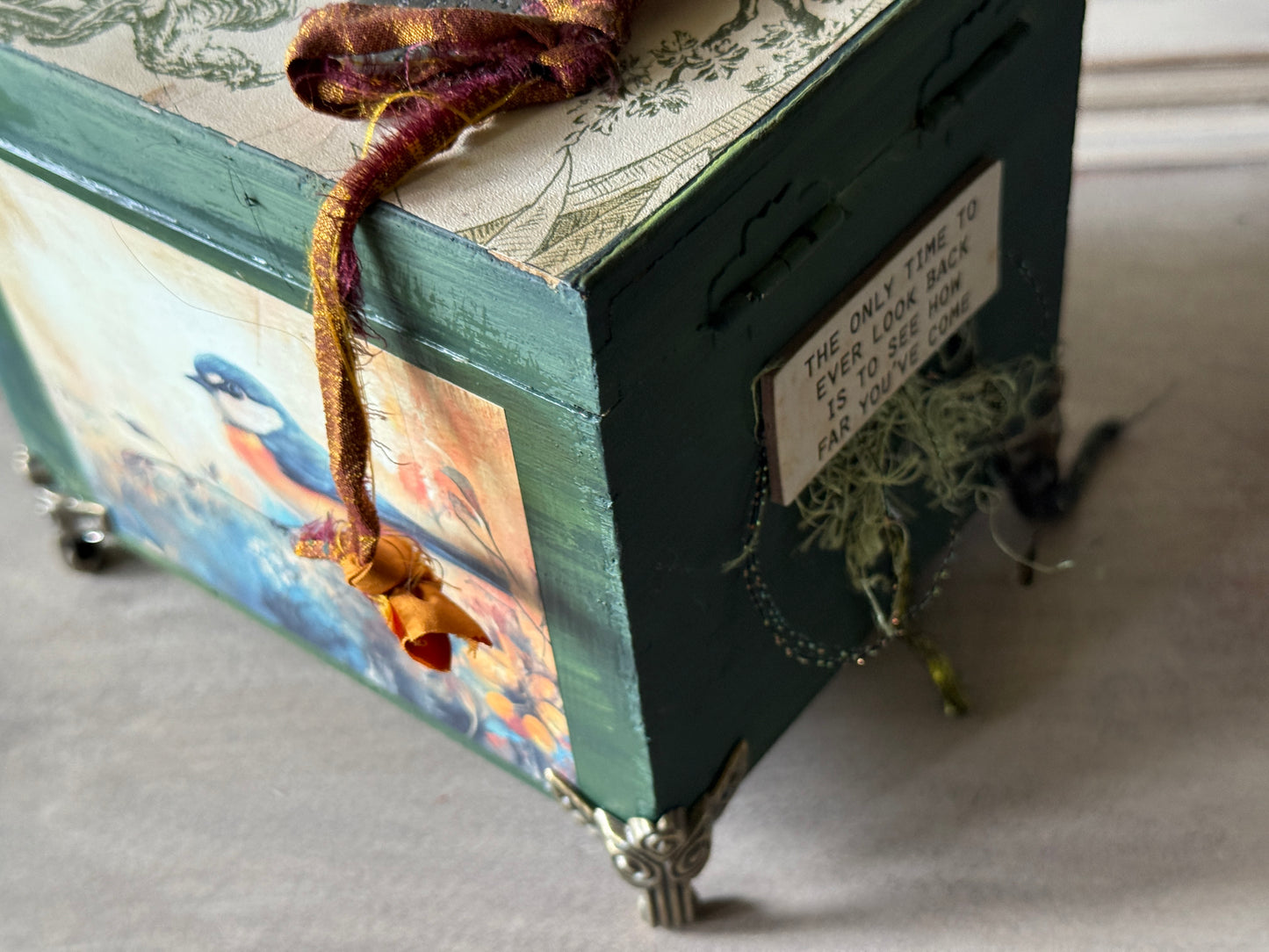 Keepsake Box : Pieces of Home