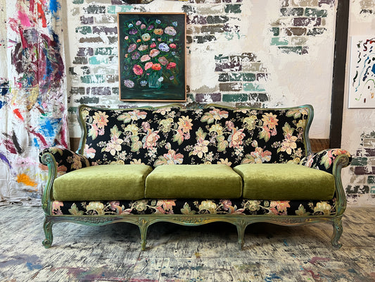Sofa/Vintage Couch