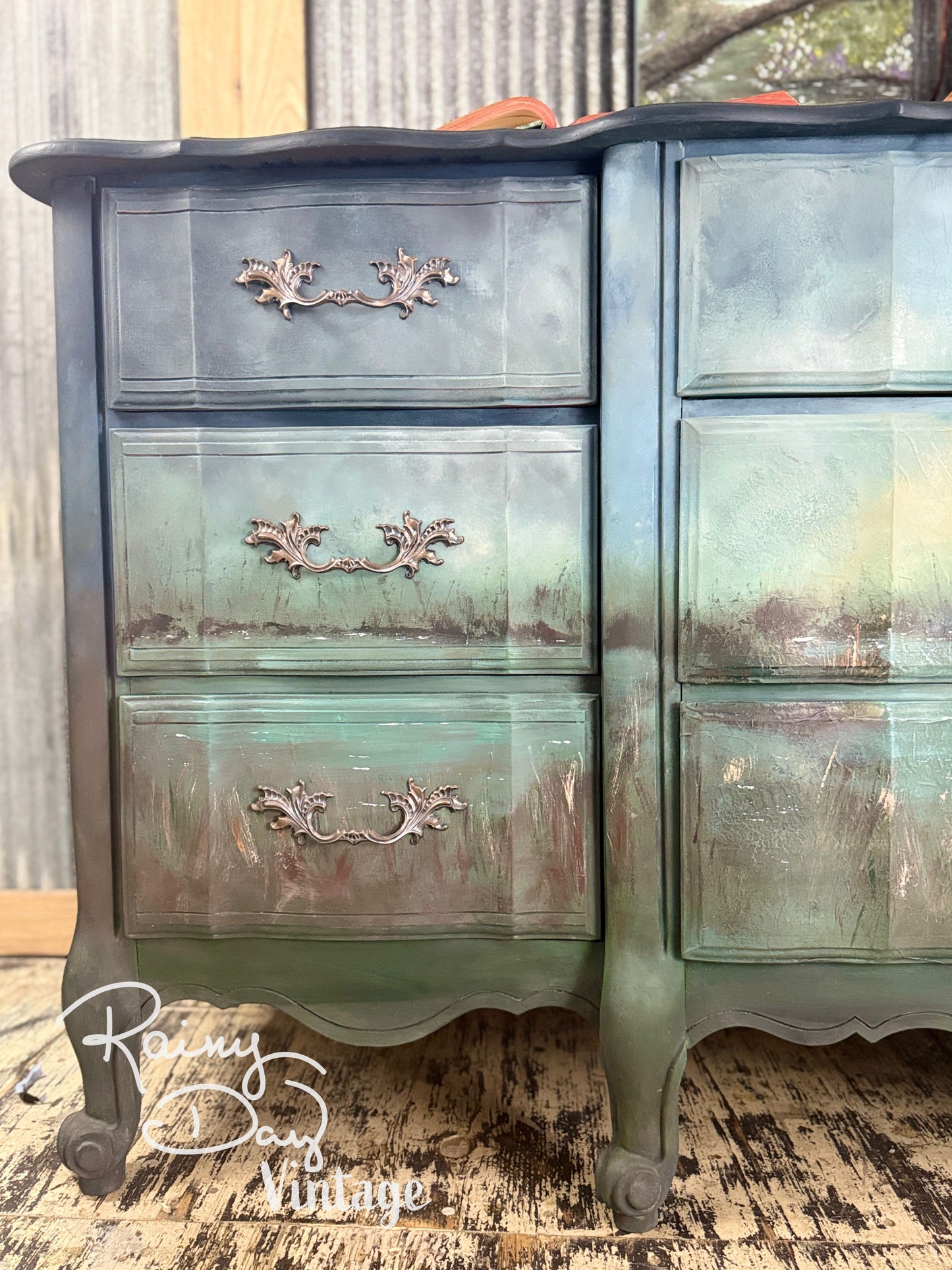 French Dresser/dresser/painted furniture/buffet/vanity