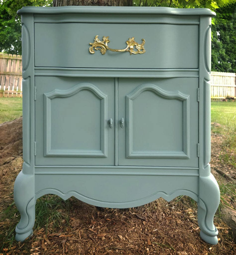 Eye Love Hue Paint & Products Eucalyptus Acrylic Mineral Paint Chalk Paint Clay Paint