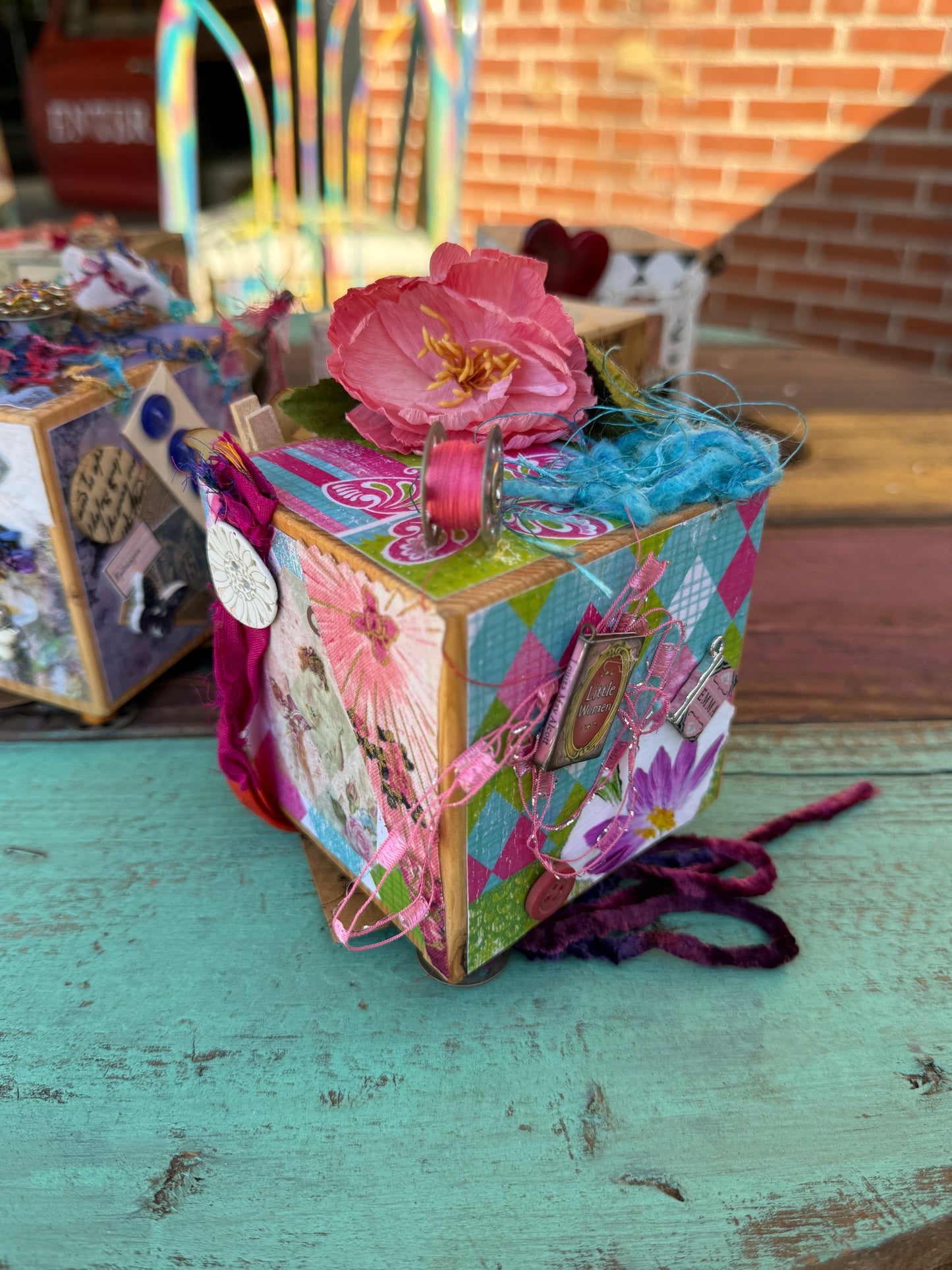Expressions of Joy – Threaded Grace Cube