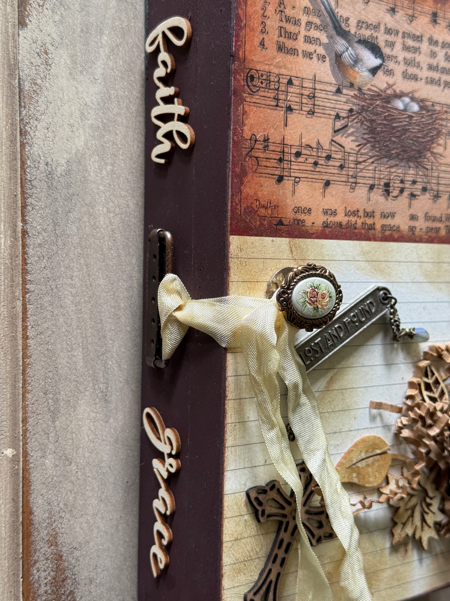Keepsake Box : Holding Hope