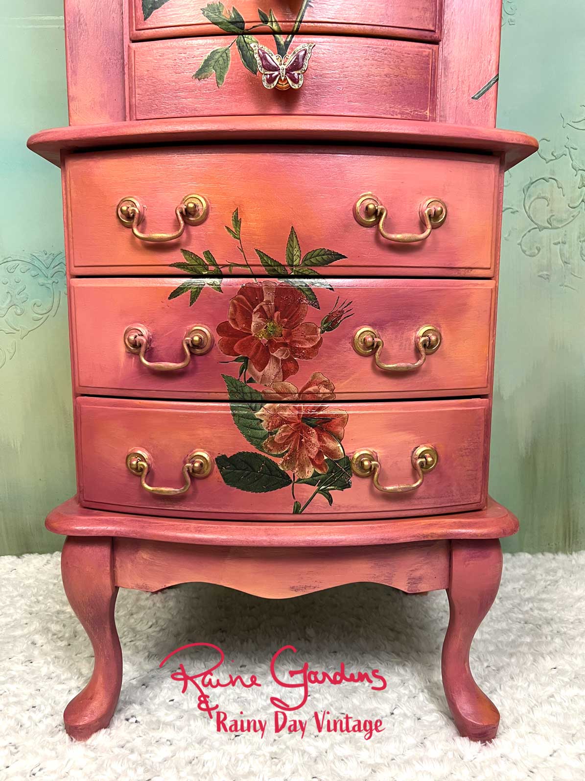 Love Me Pink Jewelry Armoire – Raine Gardens & Rainy Day Vintage LLC